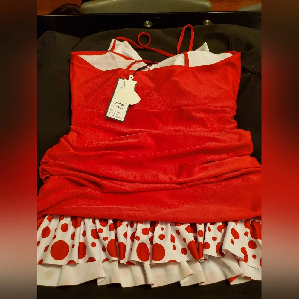 NWT red and white 2 piece retro swimsuit - Picture 3 of 6
